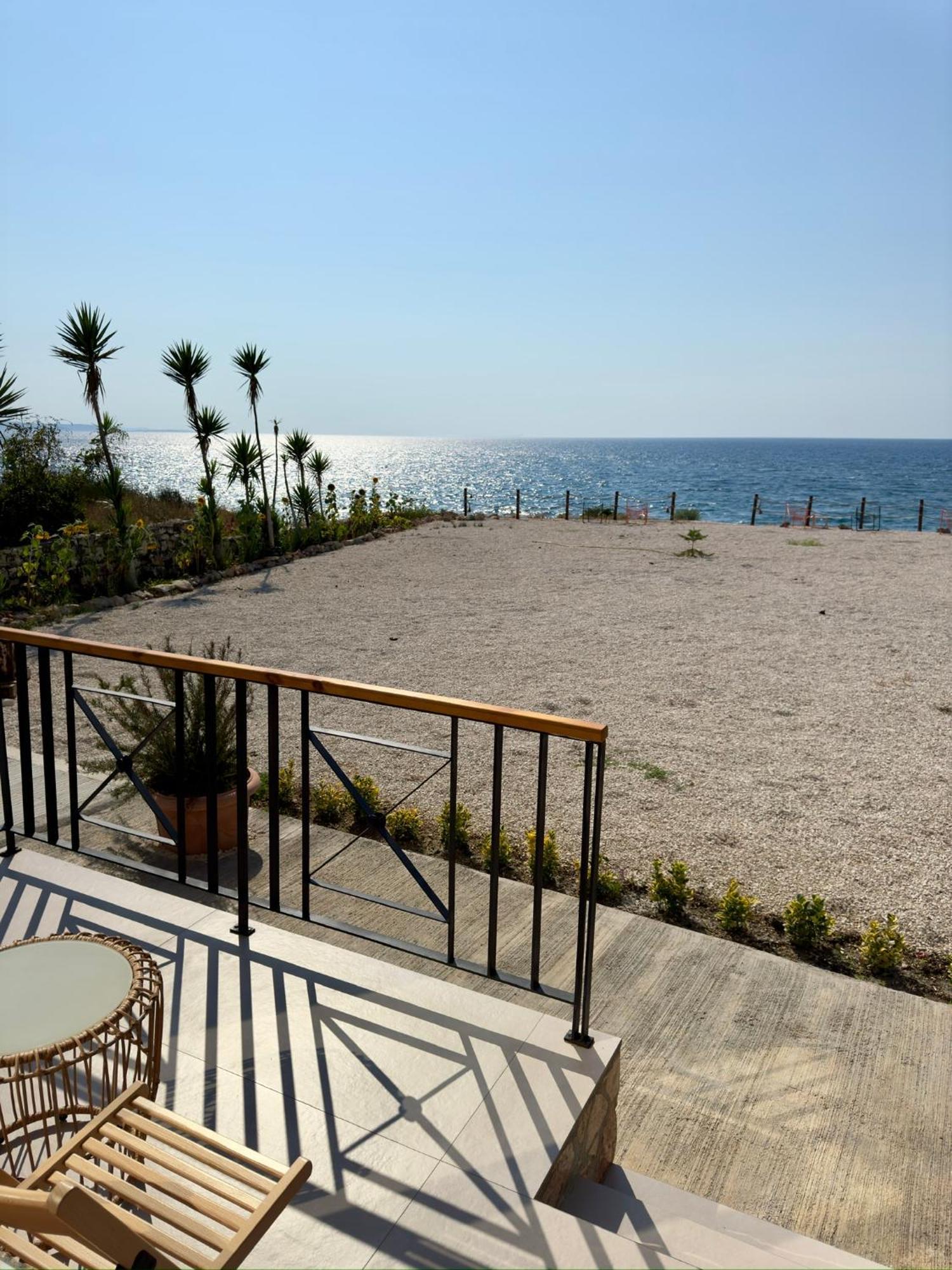Orb Inn Sarandë Esterno foto